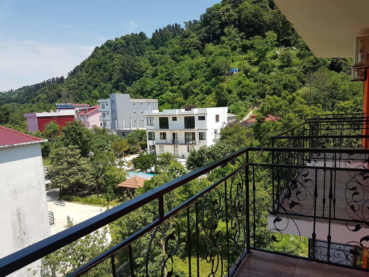 Vizitori Hotel Gonio Eksteriør billede